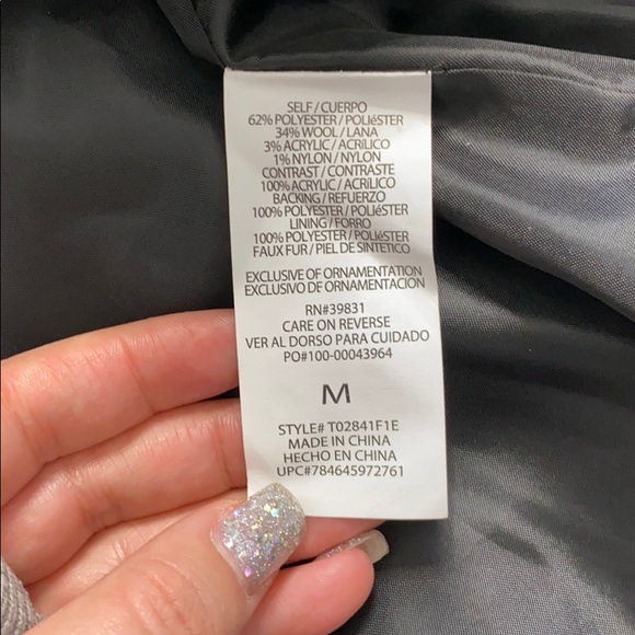 Distressed Leopard Vest - Picture 4 of 4